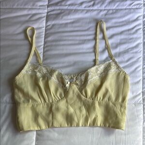 SUPER CUTE PP Cream Lace Bralette/top